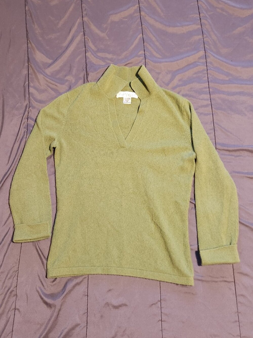 Ladies XS, 100% Cashmere , Collection 59 by Bloomingdale's